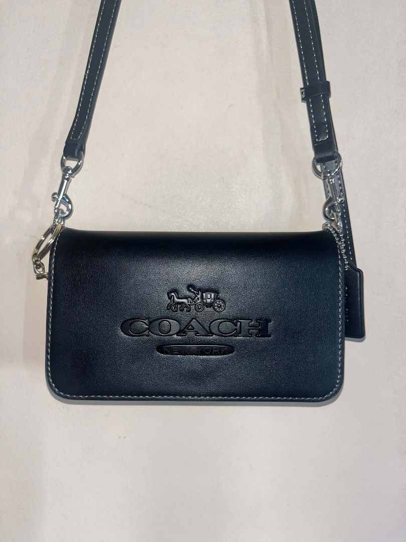 Coach Toni Bag: L2281-CT778 (Category: Purses & Pouches) located in Manila. Submitted by flockk (Listing ID 1460474573, Image 2). Description: .