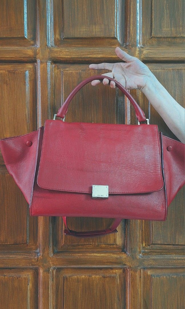 Coded Celine Trapeze (Category: Luxury Bags & Wallets) located in Paranaque City. Submitted by photobyadrian (Listing ID 1460331624, Image 2). Description: Shipping c/o buyer.