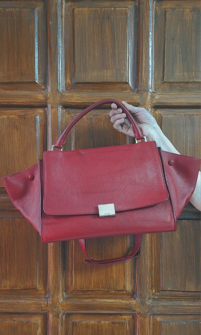 Coded Celine Trapeze (Category: Luxury Bags & Wallets) located in Paranaque City. Submitted by photobyadrian (Listing ID 1460331624, Image 1). Description: Shipping c/o buyer.