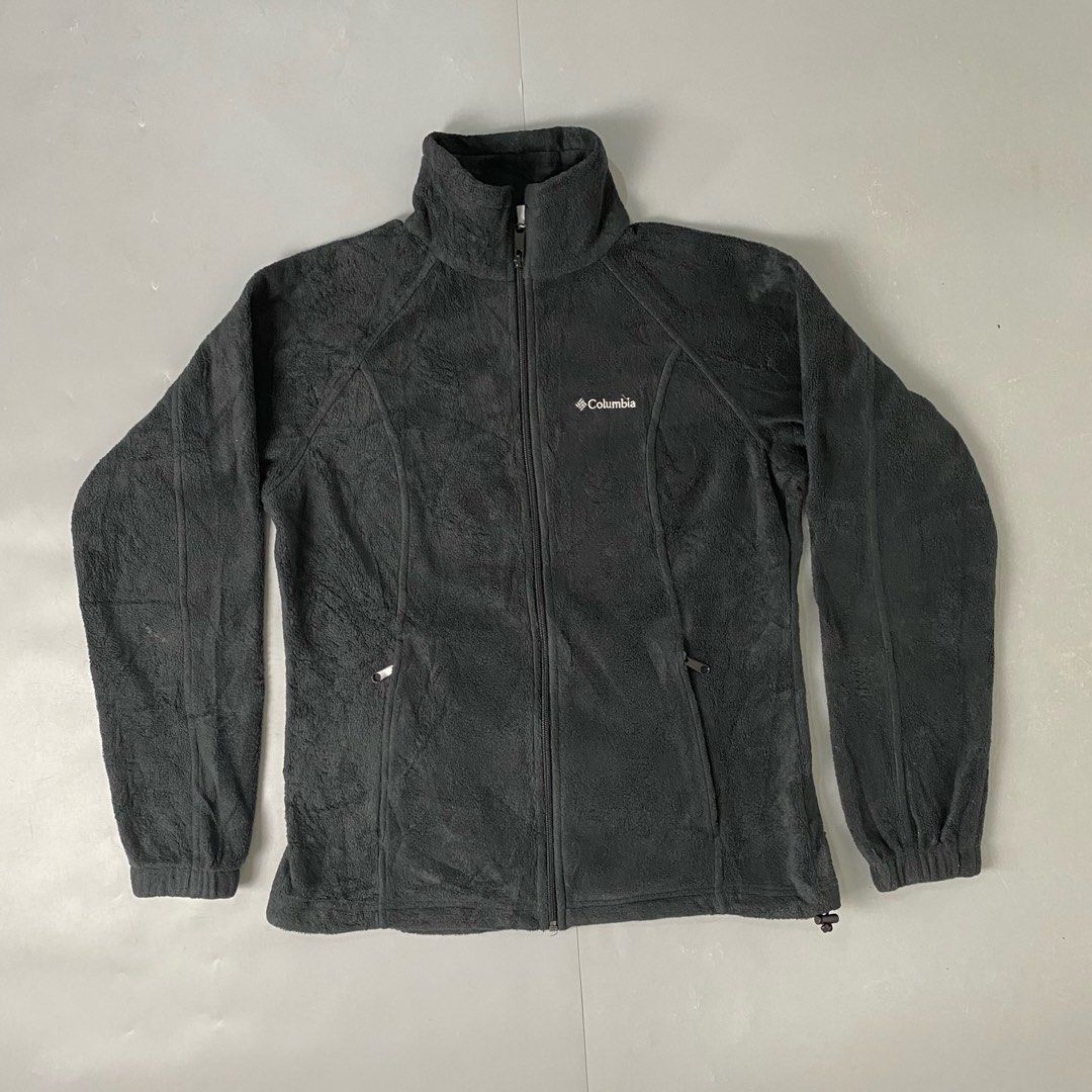 COLUMBIA ✨ | Black Fleece Full-Zip Jackets (Category: Coats, Jackets and Outerwear) located in Bulacan. Submitted by orc.ph (Listing ID 1460443763, Image 1). Description: COLUMBIA ✨ | Black Fleece Full-Zip Jackets Material Used: 100% Polyester - Black -Casual Wear -Classic Fit -Full-Zip -Cold-Blocking -Elastic-Bound Wrist Cuffs -Stand-Up Collar -Cinch Silhouette -Two Zipped Hand Pockets -Adjustable Parachute Hem Drawstring ‎-Size: S -Width: 18.5 