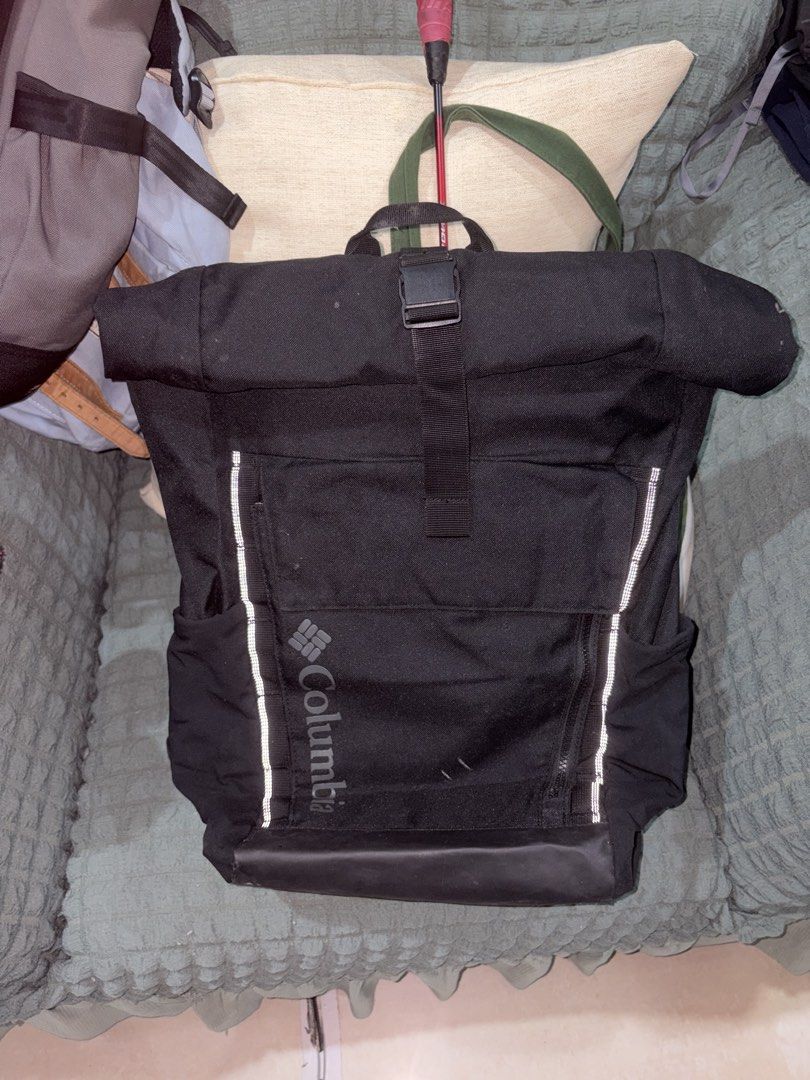 Columbia Black Roll-Top Backpack (Category: Backpacks) located in Caloocan City. Submitted by jorge999.9 (Listing ID 1460461566, Image 1). Description: - Black Columbia backpack - Roll-top design with secure buckle closure 9/10 condition Meet up/ shipping .