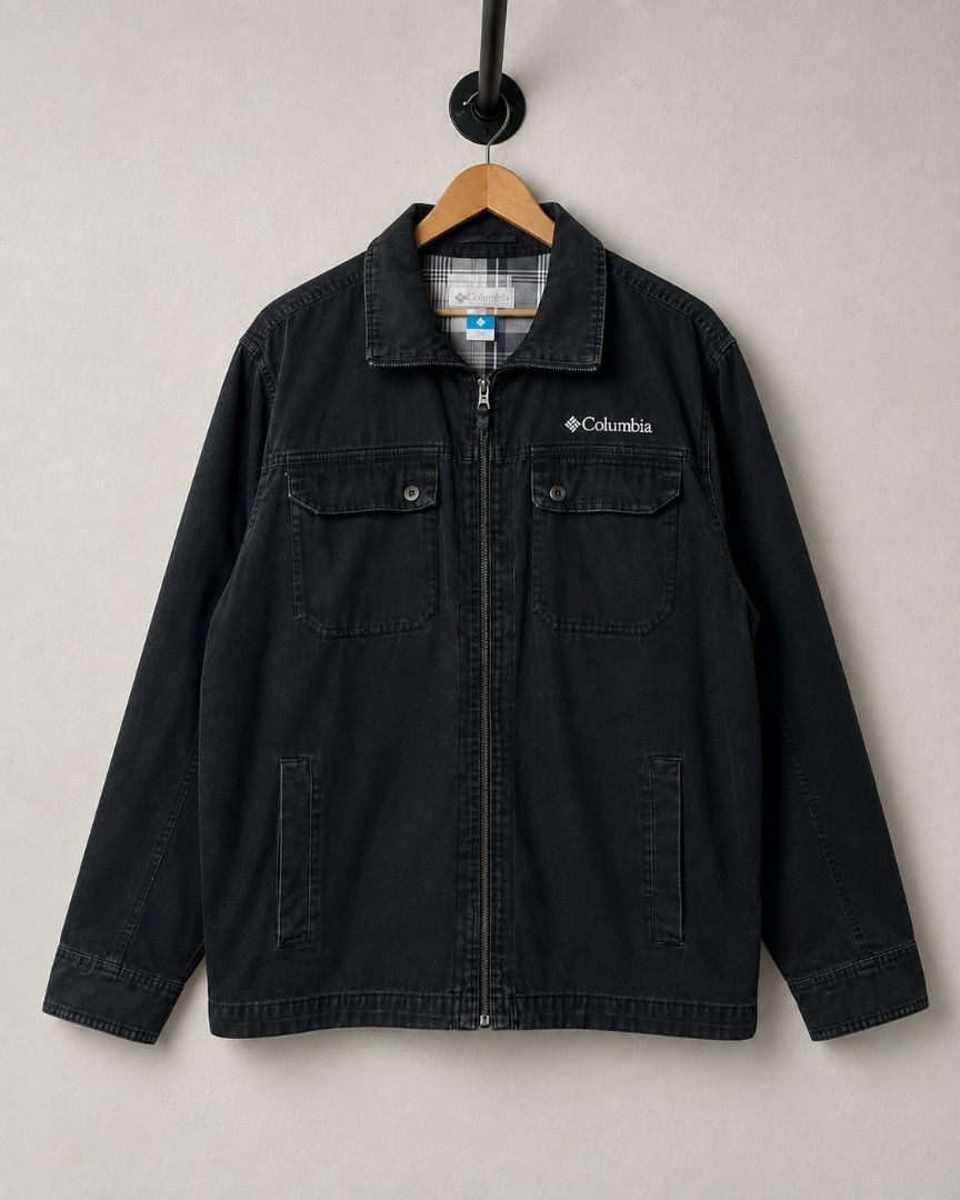 Columbia Canvass Jacket (vintage piece) (Category: Coats, Jackets and Outerwear) located in Manila. Submitted by xendrift (Listing ID 1460495020, Image 1). Description: W: 24": L: 28 Size: Large (fit sa XL) Color rate: 9.7/10 Condition: Excellent complete with tags and wash tags no issue Pre-love item, ready to wear, Still Negotiable prize, authenticity guaranteed (original), pm for more photo and info's.