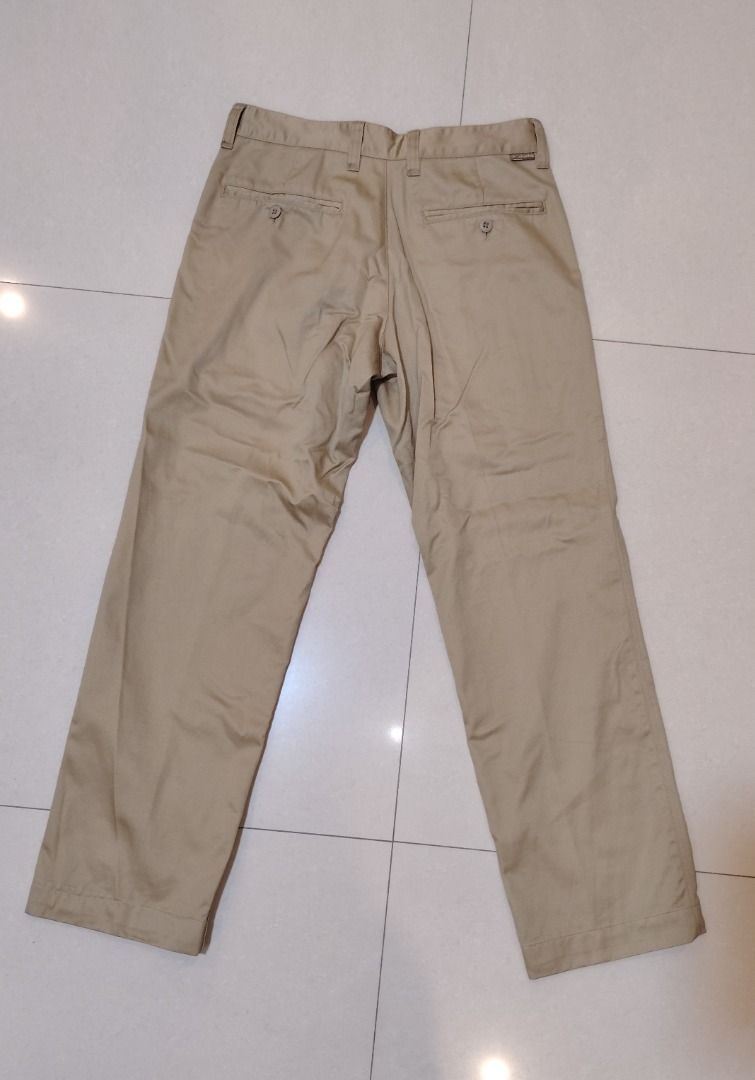 Columbia Chino Pants (Category: Chinos) located in Bacolor. Submitted by thriftyperminute (Listing ID 1460481596, Image 3). Description: -This is a pre-loved or thrifted item so please manage your expectations. -Color may slightly differ due to lighting or with the settings of the device used to view the photos -"Mine" now, pay now policy -Payment through gcash -Sure buyers only, please -No cancellation of orders -No return, no exchange, no refun