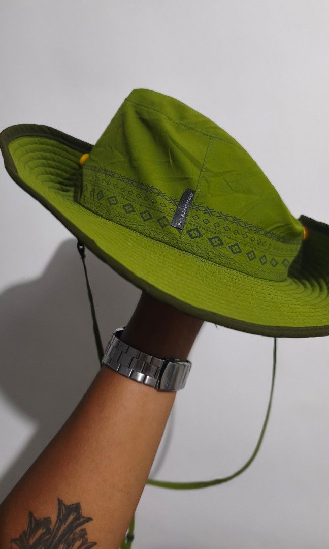 Columbia Omni Tech Outdoor Buckethat (Category: Caps & Hats) located in Balingoan. Submitted by jagnusthrift.ph (Listing ID 1460471740, Image 3). Description: This is an olive green Columbia outdoor sun hat featuring an adjustable chin cord and a patterned accent band around the crown..