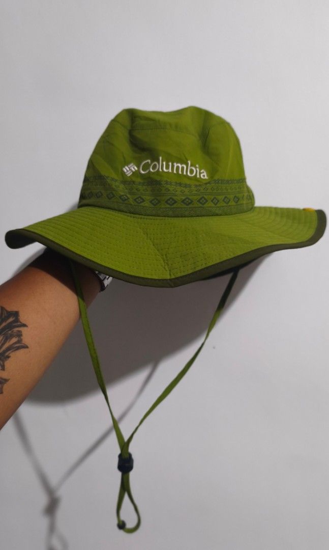Columbia Omni Tech Outdoor Buckethat (Category: Caps & Hats) located in Balingoan. Submitted by jagnusthrift.ph (Listing ID 1460471740, Image 1). Description: This is an olive green Columbia outdoor sun hat featuring an adjustable chin cord and a patterned accent band around the crown..