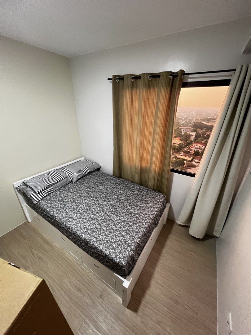 Condo for lease (Category: Apartments & Condos) located in Manila. Submitted by _nicaamae (Listing ID 1460318512, Image 2). Description: Rent is minimum of 6 months. The unit comes with washing machine, induction cooker, sofa, dining table, double bed frame, and built in cabinets. Beside the condominium is Waltermart with grocery, food court, drugstores, cafe and bank. SM Taytay is also nearby. Siena College, SM Hypermarket Taytay, Army Navy, Piz