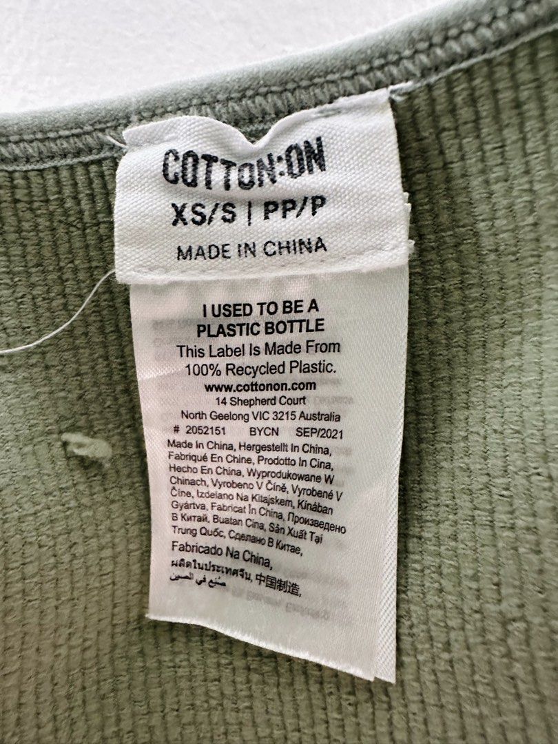 Cotton On Green Halter Top (Category: Sleeveless) located in Paranaque City. Submitted by kokoclosets (Listing ID 1460472685, Image 3). Description: Used twice only!.