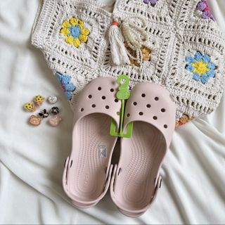 (Category: ) located in . Submitted by youlovethriftshop (Listing ID 1460394800, Image 1). Description: .
