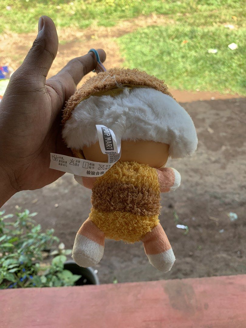 Cry Baby (Category: Designer & Blind Box Toys) located in Manila. Submitted by hamboychac77005 (Listing ID 1460312312, Image 2). Description: .