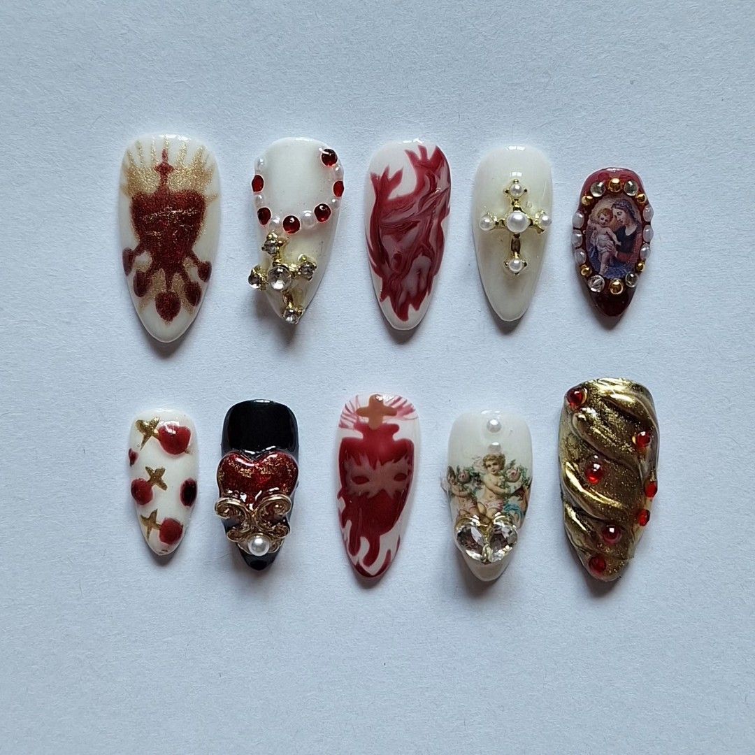 Custom press on nails (Category: Hands & Nails) located in Quezon City. Submitted by luxetips_pressph (Listing ID 1460507230, Image 1). Description: Custom Press On Nails for 250-350php Any shape and length message to order and for inquiries! Inclusions: 📌 Nail Prep Kit (Alcohol Pads, Cuticle Pusher, Nail File) 📌Jelly Glue 📌 Care Card 📌Press On Nails *PRICE ON THIS SET IS SUBJECTED TO CHANGE DEPENDING ON NAIL CHARM AVAILABILITY*.