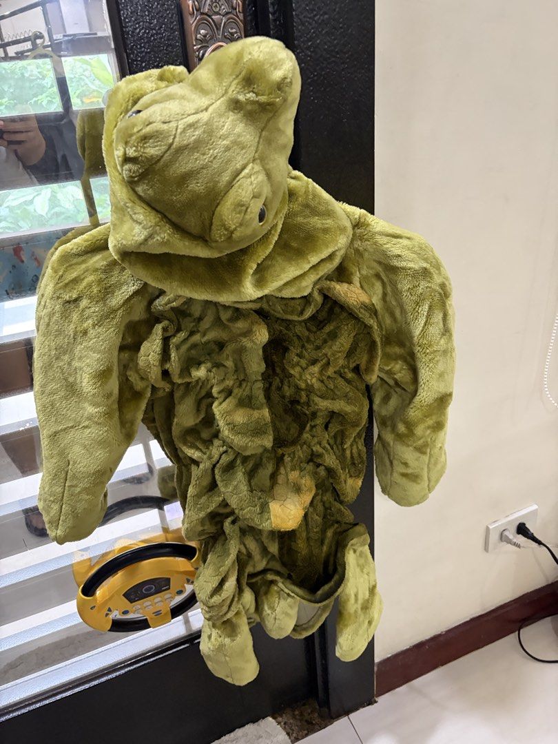 Cute ‼️Turtle costume 3-5yo quality thick fabric (Category: Babies & Kids Fashion) located in Manila. Submitted by chandleria (Listing ID 1460362214, Image 3). Description: bought from korea open hands and legs ideal for 4-7yo.