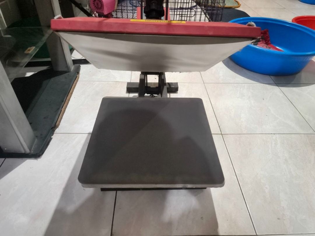 CUYI Heat Press Machine (15"x15") (Category: Looking For) located in Pasig City. Submitted by randomstuffs23 (Listing ID 1460315462, Image 2). Description: For pick up or lalamove slight negotiable.