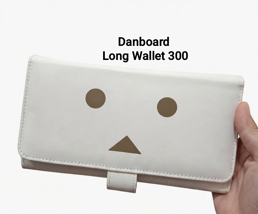 Danboard Long Wallet (Category: Wallets & Card holders) located in Binan City. Submitted by mayjhe (Listing ID 1460367687, Image 1). Description: 💟 For Sale 💟 👉 Kindly read the page rules 🌸 Danboard 🍀 Long Wallet 📍 Condition: Good 💰 Price is 300.00 🇵🇭 Location Biñan Laguna 🛵 Courier J&T and Lalamove 📋 Shipping by Thursday 📍 NO COD, COP, CHECKOUT 📌 All items are carefully packed and labeled with Fragile stickers for breakable goods. H