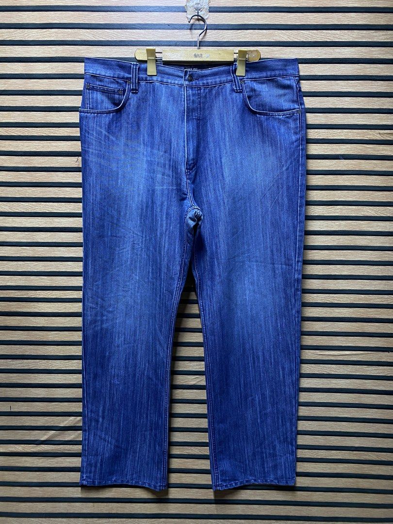 DICKIES DENIM BAGGY PANTS (Category: Jeans) located in Makati City. Submitted by drip.poww (Listing ID 1460433717, Image 1). Description: - Authentic Dickies - Color: Blue Denim - Size: XXXL - Dimes: W: 44 L: 46 LH: 11 - Authentic - Excellent condition - Need wash, fresh from bale - Material: 100% Cotton Please don’t expect too much—these are thrifted (ukay) items. 😊 !!STILL NEGOTIABLE!!.