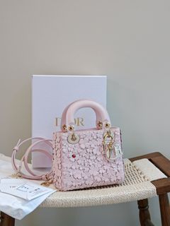 （分類：）位於 。 由 tomeboutique 提交（商品編號 1460435897，圖片 1）。簡介： 。