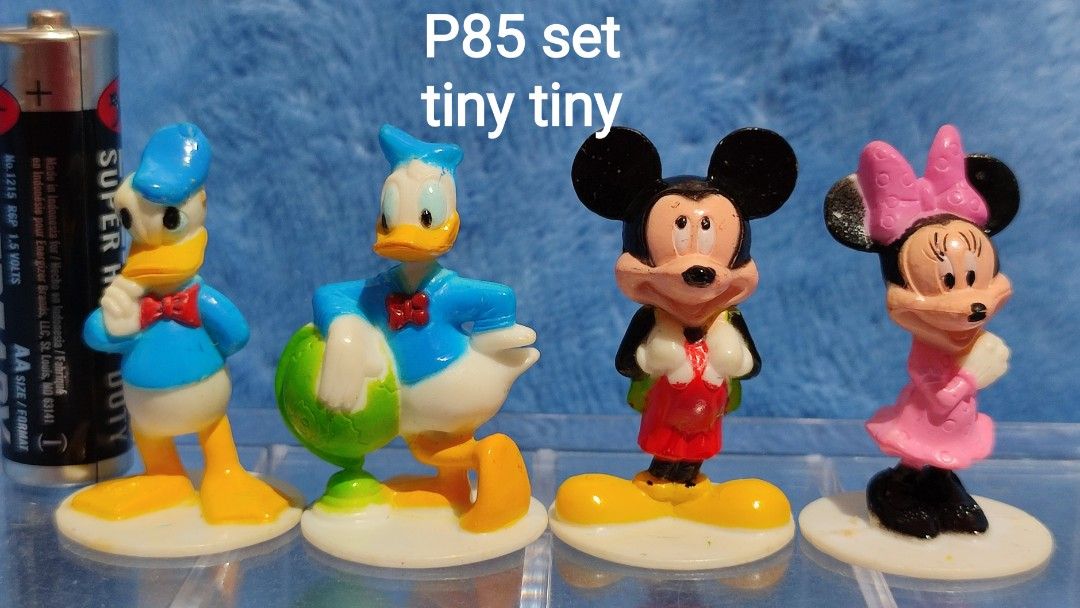 Disney Mickey Minnie Ducks Mini Figures Set (Category: Designer & Blind Box Toys) located in Baguio. Submitted by abigailmyra (Listing ID 1460335269, Image 3). Description: - Set 1: Mickey Mouse, Minnie Mouse, Donald Duck, Daisy Duck (P85) - Set 2: Scrooge McDuck, Donald Duck, Huey, Dewey, Louie, Pluto (P150) - Ideal for Disney collectors - Great as party favors -Super tiny loc:Baguio-CAR.