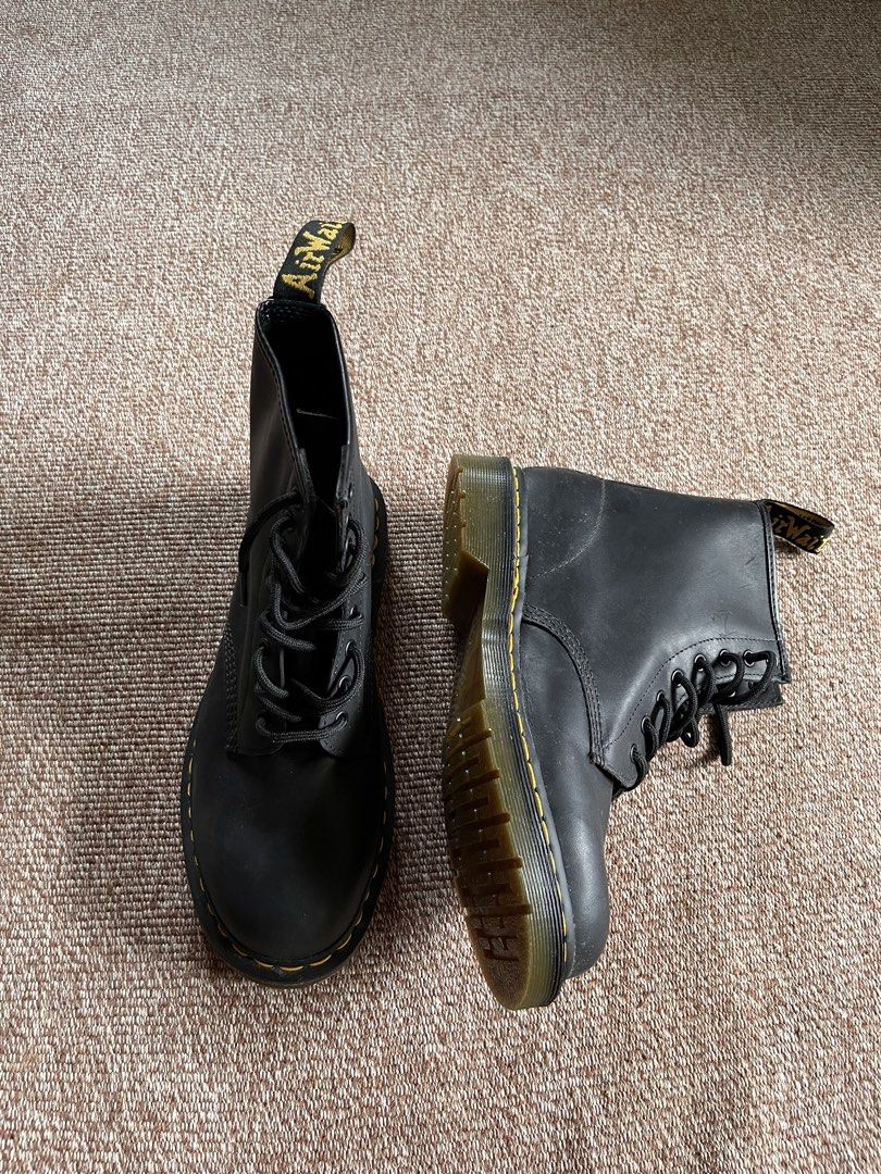 Dr Martens (Category: Boots) located in Cantilan. Submitted by herson23 (Listing ID 1460439143, Image 1). Description: Brand New Condition Without Box Not Used.