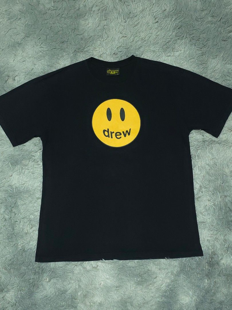 Drew House (Category: Tshirts & Polo Shirts ) located in Abulug. Submitted by humanwhosellthings (Listing ID 1460441138, Image 1). Description: DREW ✅️Size: Large on tag fit to XLarge ✅️Dimes: 22W x 29L ✅Condition: Excellent ✅Issue: None ✅Color Rate: 9.8/10.