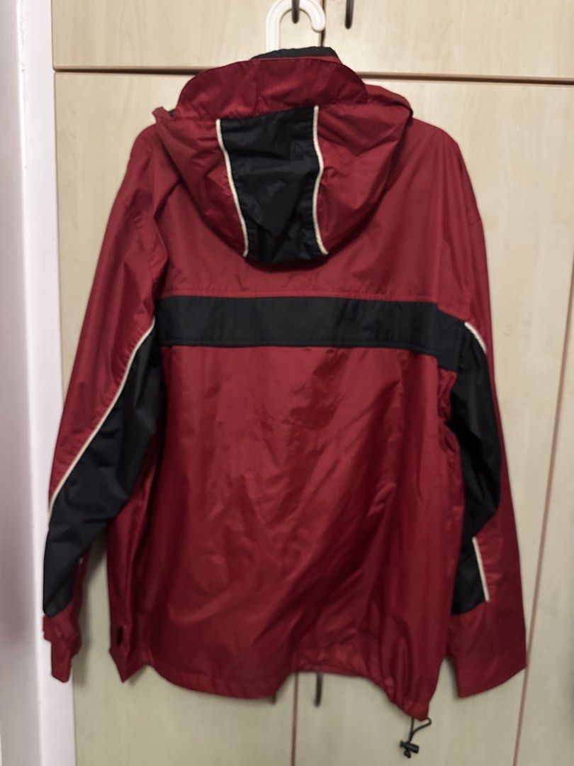 Ducati Corse windbreaker jacket (Category: Coats, Jackets and Outerwear) located in Quezon City. Submitted by mancave_stuff (Listing ID 1460427032, Image 2). Description: -Ducati Corse team windbreaker jacket -SIZE: XL W24” x L31” -Lightweight & with breathable mesh lining -Ducati Red & Black racing team color -Adjustable Hoodie -Rainproof .