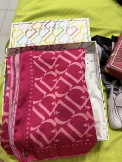 (Category: ) located in . Submitted by preloved_s.sakura (Listing ID 1460452491, Image 1). Description: .