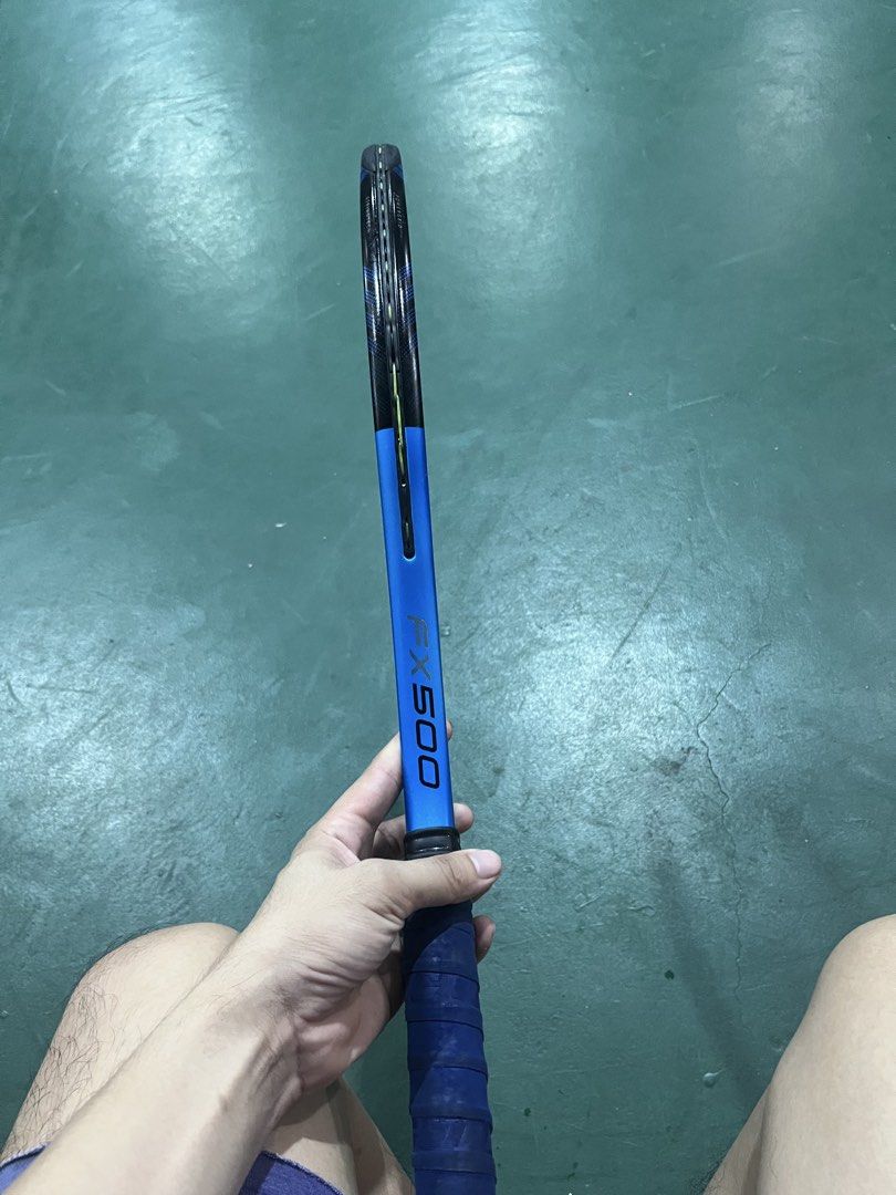 Dunlop FX500 (Category: Racket and Ball Sports) located in Las Pinas. Submitted by gcakes361 (Listing ID 1460423196, Image 3). Description: 300g 100sqm grip 2 Paint chip(no affect on performance) Fx500, new strings, leather solinco undergrip, can change over grip Honest review: really great for beginners up to high int players, big enough sweet spot and really good power Rfs upgrading .