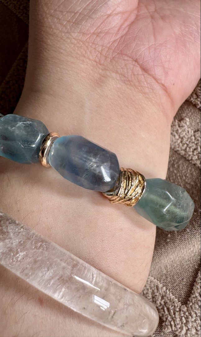 Duo bao fluorite natural stone bracelet (Category: Bracelets) located in Quezon City. Submitted by nics006 (Listing ID 1460354429, Image 3). Description: Combination of fluorite, smoky quartz, and clear quartz .A powerful crystal blend for mental clarity, stress relief, and energy amplification. Crystal Benefits Fluorite: Clears mental fog, brings order to chaos, and helps you focus. Smoky Quartz: Absorbs negative energy, relieves stress, and gro