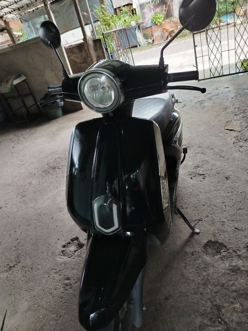 Ebike 2 wheels (Category: Motorbikes for Sale) located in Bulacan. Submitted by princessshayne (Listing ID 1460470888, Image 1). Description: *All working *25-35km can use(humina na ang battery) *Good condition *1500w *150kg *complete papers.
