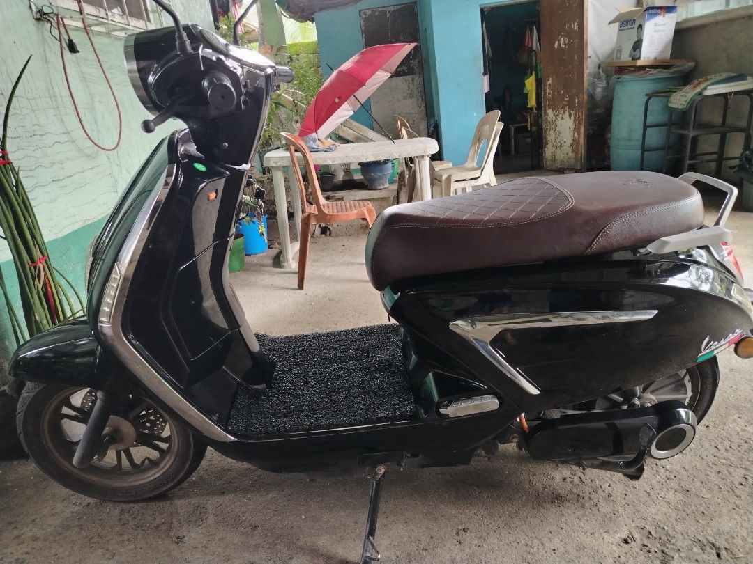 Ebike 2 wheels (Category: Motorbikes for Sale) located in Bulacan. Submitted by princessshayne (Listing ID 1460470888, Image 2). Description: *All working *25-35km can use(humina na ang battery) *Good condition *1500w *150kg *complete papers.