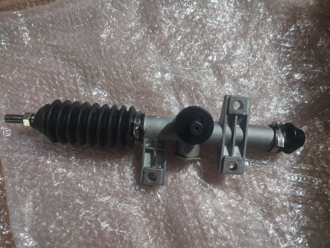 Ebike 4WD steering gearbox (Category: Other Motorcycles Parts and Accessories) located in Valenzuela. Submitted by oldbutgoods (Listing ID 1460482289, Image 3). Description: Ebike 4 Wheels steering gearbox P800 valenzuela area.