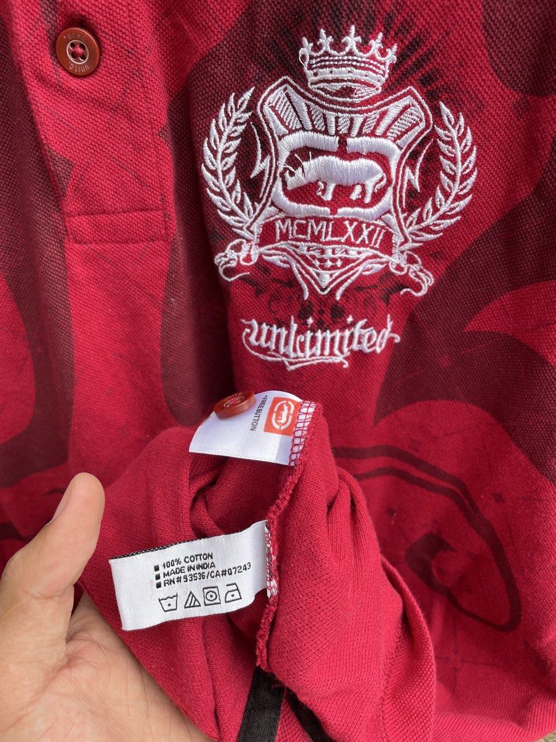 Ecko polo shirt (Category: Activewear) located in Talavera. Submitted by truu_drip (Listing ID 1460443470, Image 2). Description: .