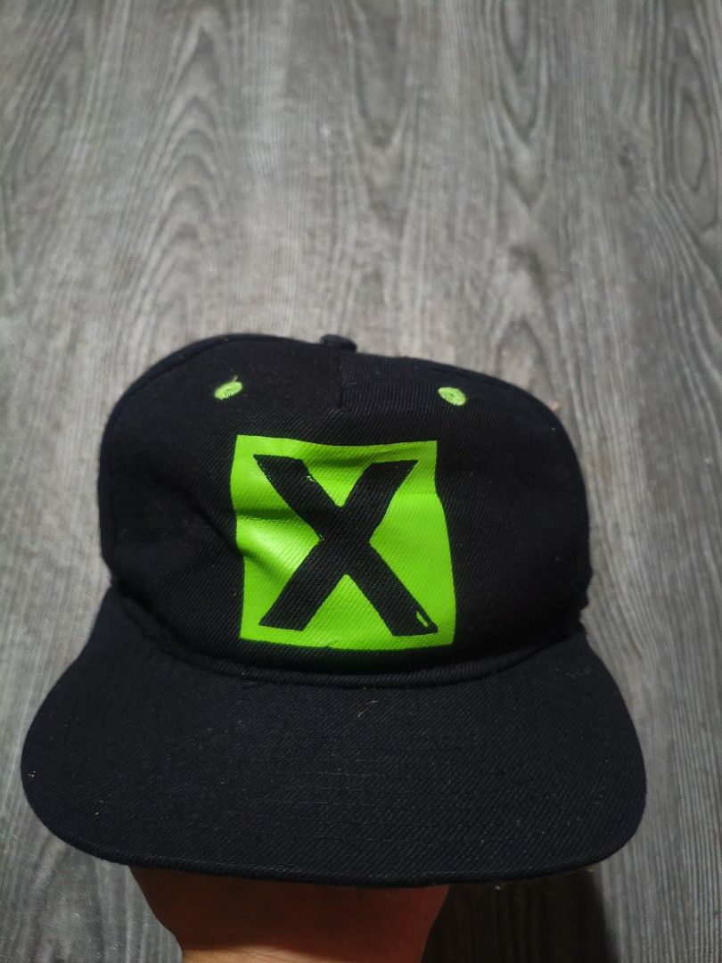Ed Sheeran Snapback (Category: Caps & Hats) located in Infanta. Submitted by gnystage (Listing ID 1460393268, Image 1). Description: Ed Sheeran Snapback 200+sf.