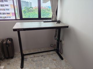 (Category: ) located in . Submitted by mydeskkondo (Listing ID 1460393756, Image 1). Description: .