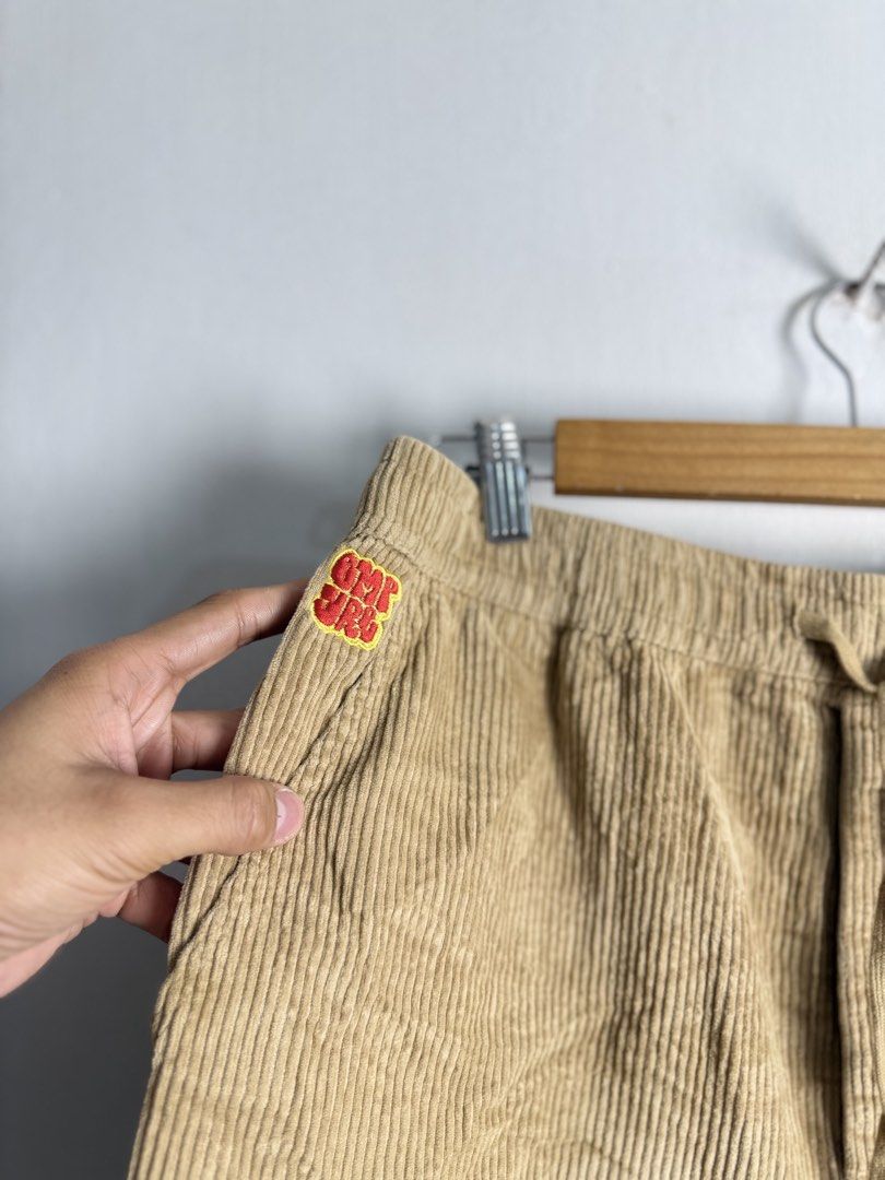 Empyre corduroy khaki short (Category: Shorts) located in Daraga. Submitted by casualthread (Listing ID 1460485102, Image 2). Description: Authentic No issue Like new 10/10 30-34x21.