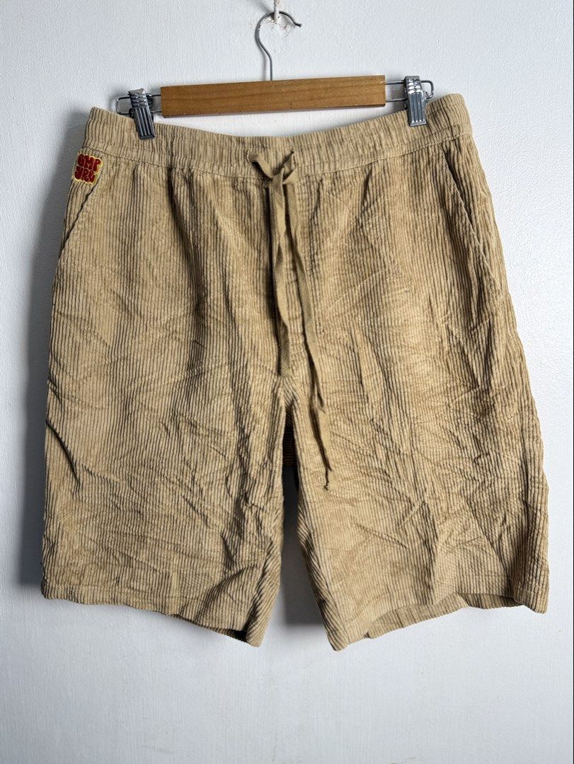 Empyre corduroy short (Category: Shorts) located in Daraga. Submitted by mirandillaadrian (Listing ID 1460480918, Image 1). Description: Authentic No issue Like new 10/10 30-34x21.