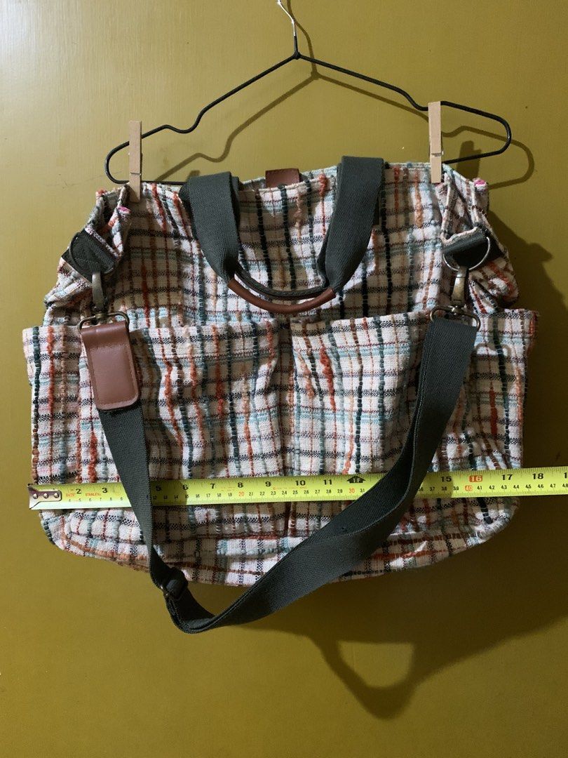 Ethnique Amelia Tote Bag (Category: Tote Bags) located in Quezon City. Submitted by declutteringz.qc (Listing ID 1460499927, Image 3). Description: Like new - Used only a handful of times with care Original price from site P3,600 Measurements and site details in photos.