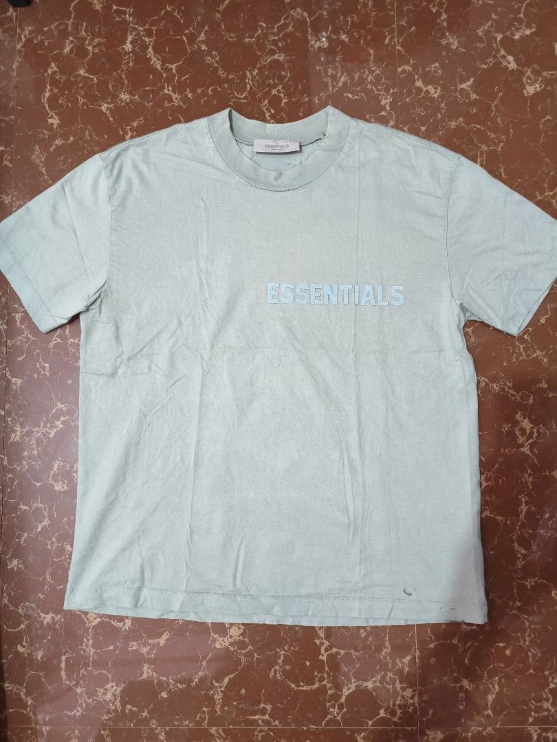 Fear of God Essentials Light Green (Category: Tshirts & Polo Shirts ) located in Paranaque City. Submitted by glendel_04 (Listing ID 1460322513, Image 1). Description: Good cond 9.5-9.8 Size XL .