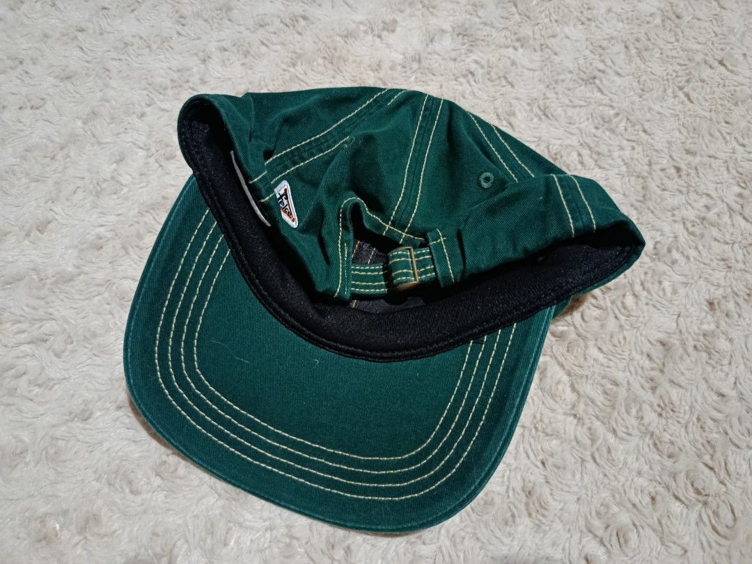 Felco twill baseball cap (Category: Caps & Hats) located in Taguig. Submitted by jeicollective (Listing ID 1460368609, Image 2). Description: bought at sunset dry goods bgc for 2900 selling for 1200 only used a few times no major issues.
