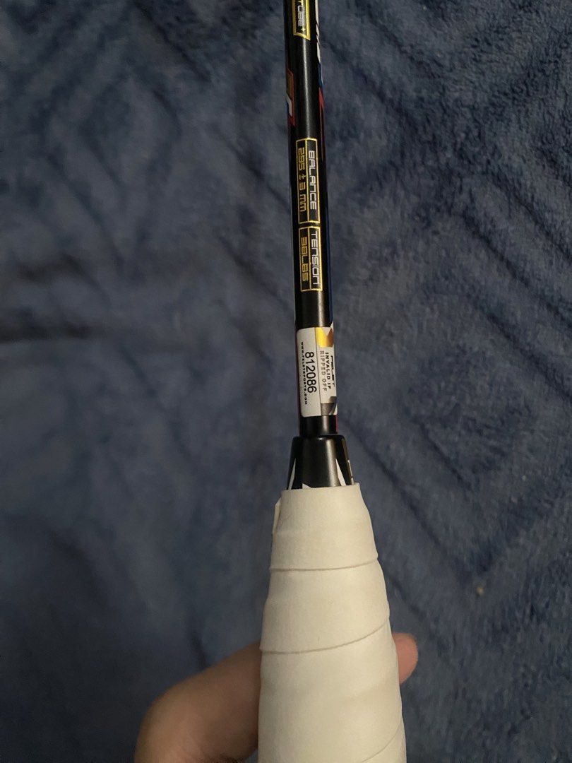 Felet Woven 8000 (Category: Racket and Ball Sports) located in Manila. Submitted by l_wki (Listing ID 1460334909, Image 3). Description: For sale and swap just dm for offer Strung with BG66 Ultimax at 27x29 9/10 Condition No paint chips and cracks PM if interested.