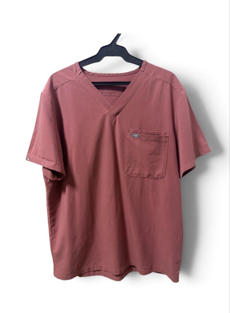 FIGS Leon Scrub Top & Pants (Category: Activewear) located in Caloocan City. Submitted by joshuangeles.21 (Listing ID 1460487047, Image 2). Description: FIGS scrubs for MEN (Mauve) Color: Mauve Size: Leon Scrub Top (Large) & Pisco Straight-Leg Pants (Large) Original price: 4700 pesos Selling price: 3000 ONLY More than 10x nasuot pero 9/10 pa RFS: Declutterring .