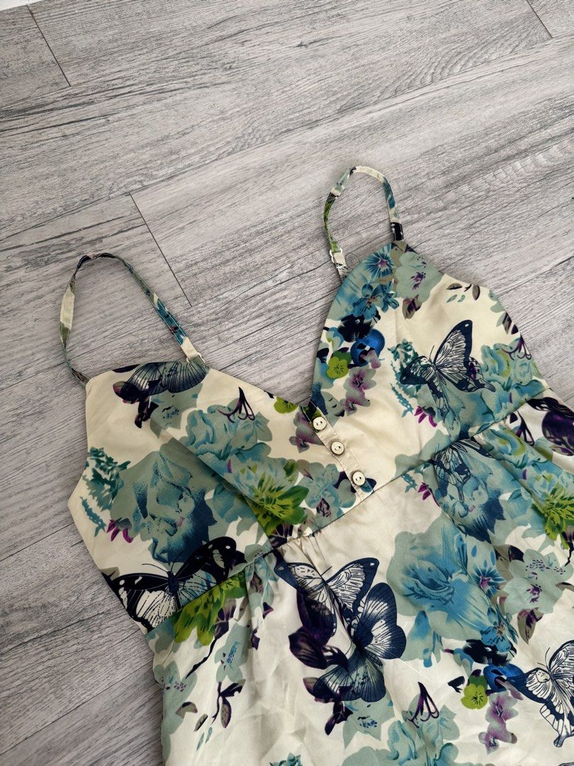 Floral Dress (Category: Dresses) located in Manila. Submitted by celestial08 (Listing ID 1460447409, Image 2). Description: .