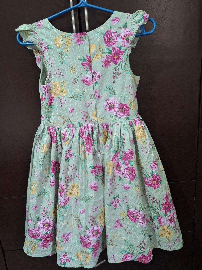 Floral Dress Lilt (Category: Babies & Kids Fashion) located in Manila. Submitted by palm07 (Listing ID 1460359860, Image 2). Description: B 13" L 26 once worn lang US bought.