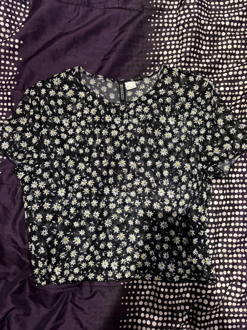 Flower mesh black top small to large (Category: Others Tops) located in Taytay. Submitted by juliaddaa (Listing ID 1460408190, Image 1). Description: .