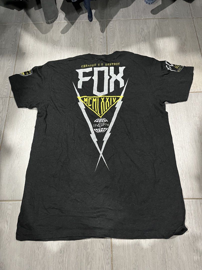 Fox Back to Back Mega Print Tshirt / Dark Gray / Large (Category: Tshirts & Polo Shirts ) located in Camalaniugan. Submitted by anarchymonopoly052128 (Listing ID 1460502596, Image 2). Description: Width: 21 Inches Length: 28Inches .