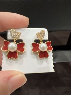 (Category: ) located in . Submitted by girlsdreamjewellery (Listing ID 1460502066, Image 1). Description: .