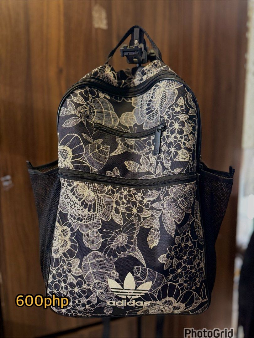 Fs preloved Backpack (Category: Backpacks) located in Manila. Submitted by caliboixsbck (Listing ID 1460340433, Image 2). Description: Fs preloved backpack Nasa picture na po ung price Mandaluyong Pasig Gcash Lalamove.