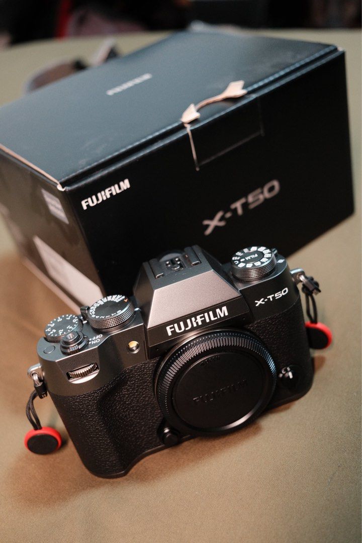 Fujifilm XT50 (Category: Cameras) located in Concepcion. Submitted by shopzieeyab (Listing ID 1460314183, Image 1). Description: Body only Complete box.