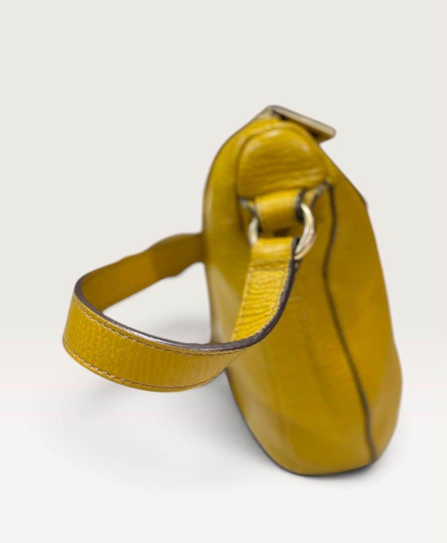 Furla (Category: Beach Bags) located in Antipolo. Submitted by summerd31 (Listing ID 1460414646, Image 3). Description: .
