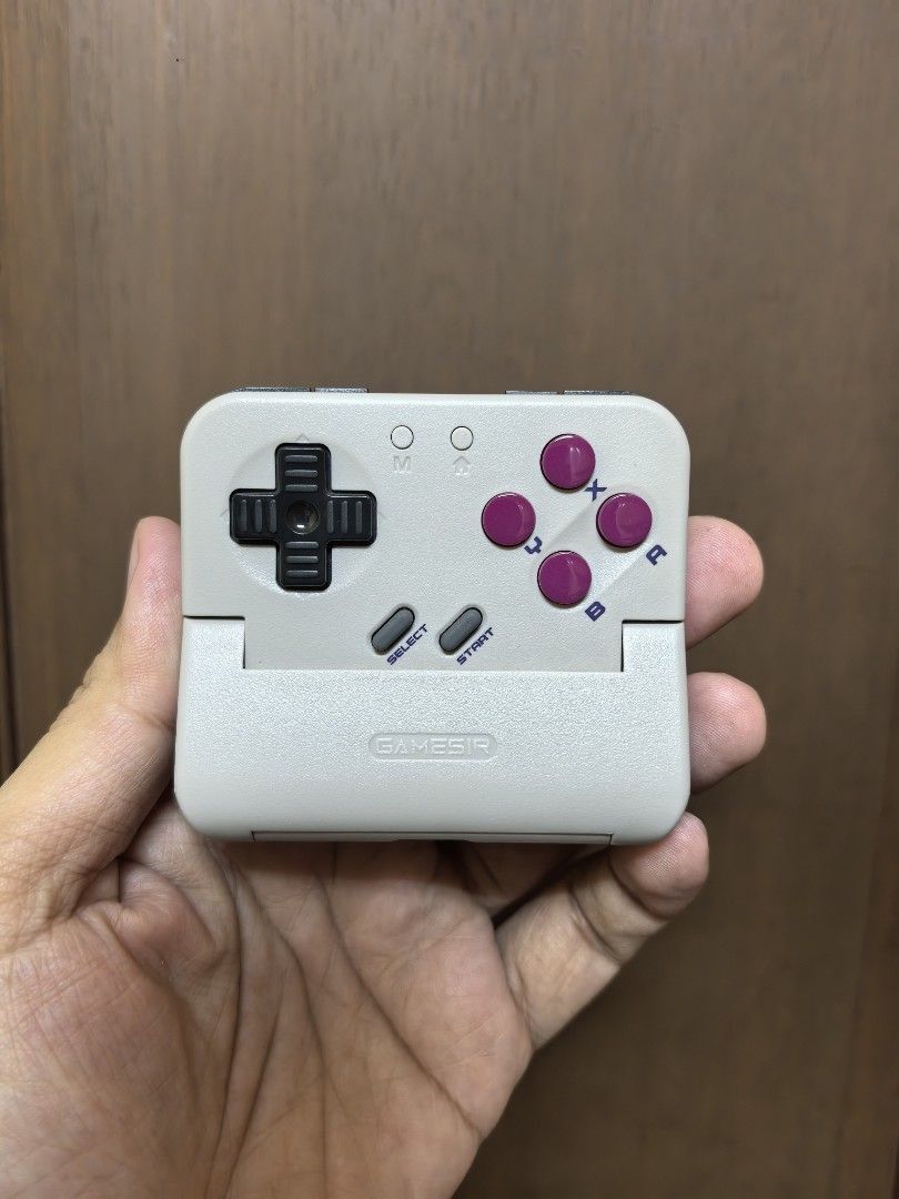Gamesir Pocket Taco P1 game controller (Category: Controllers) located in Quezon City. Submitted by unboxingtito (Listing ID 1460423214, Image 2). Description: Gamesir Taco P1 game controller -Brand new and unused..