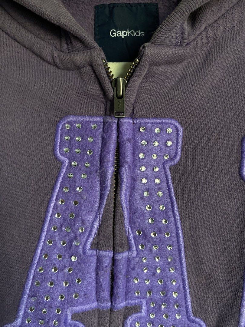 Gap Jacket (Category: Coats, Jackets and Outerwear) located in Santa Rosa. Submitted by maddy.0323 (Listing ID 1460397912, Image 2). Description: Gap Jacket Zipper working Size: Small to Semi Medium.