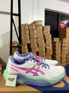 (Category: ) located in . Submitted by snkrplg4heat (Listing ID 1460310412, Image 1). Description: .